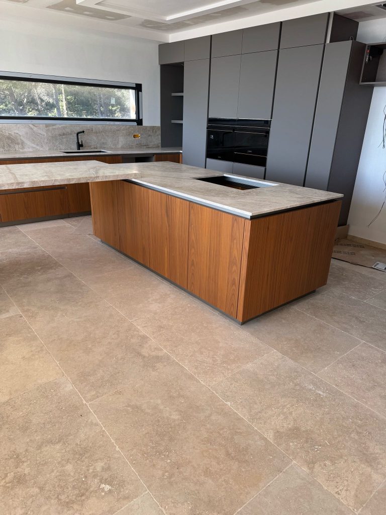 WhatsApp Image 2025-03-09 at 17.32.42